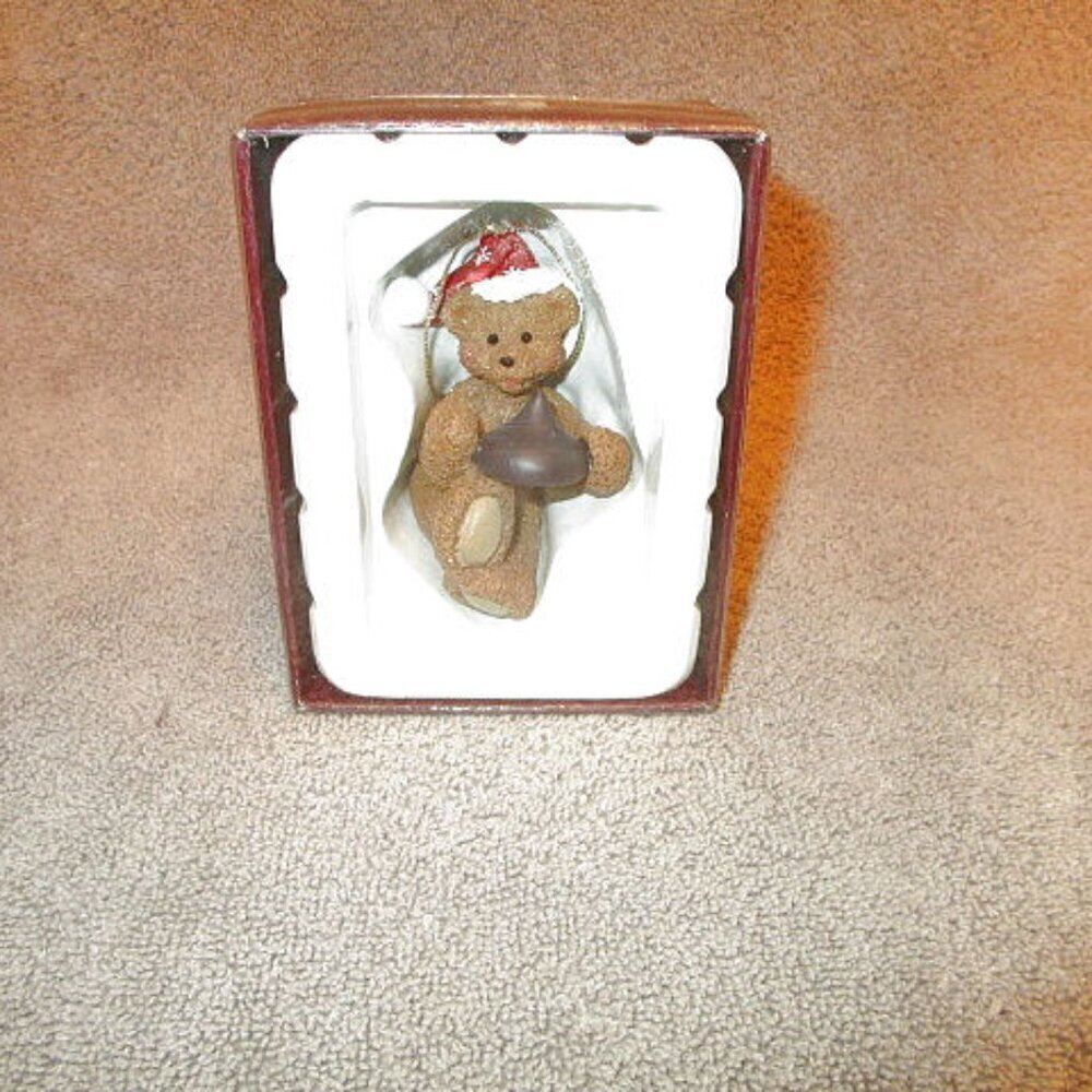 Vtg Hershey’s Kurt Adler Chocolate Kiss Bear Ornament Santa World Christmas NEW